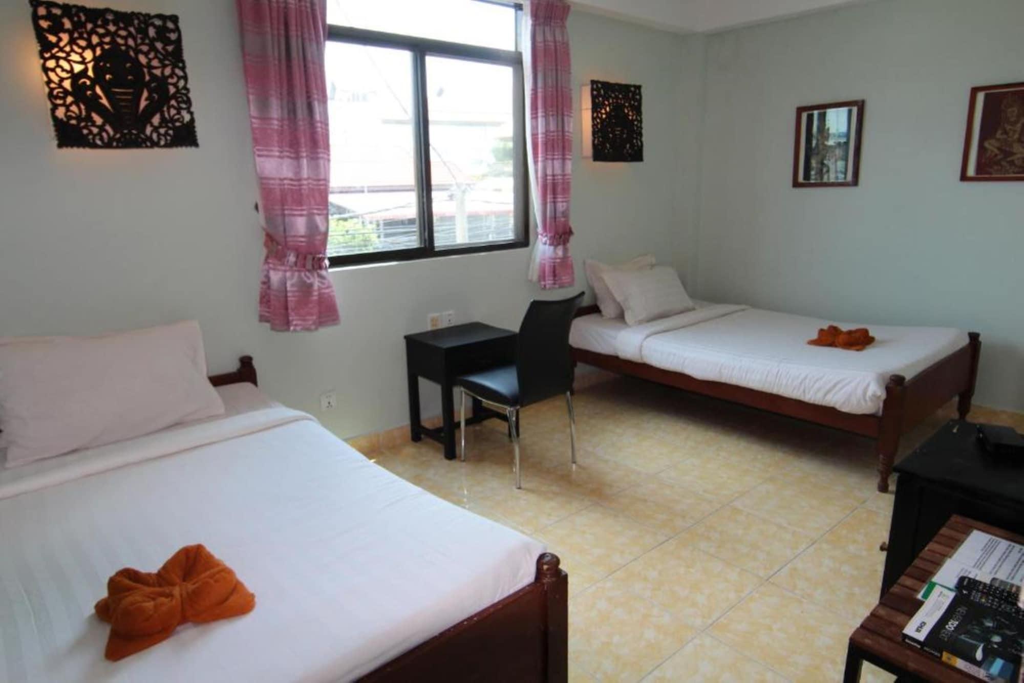 Naga Angkor Hostel Siem Reap Exterior photo